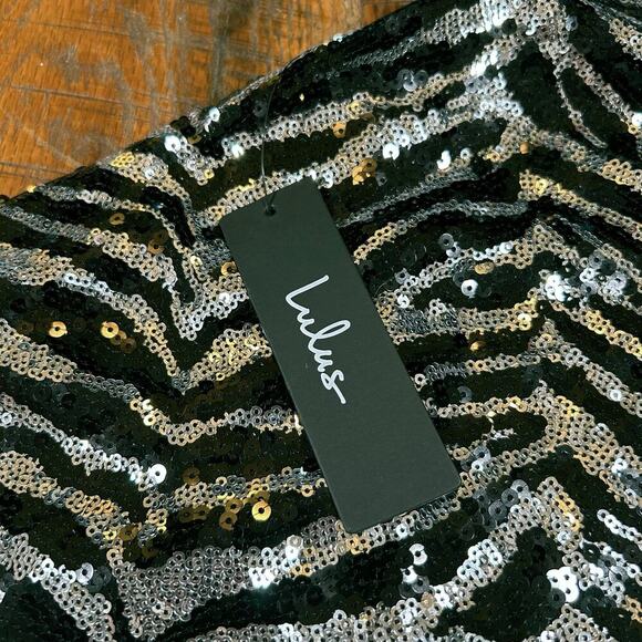 Lulu's One Shoulder Black and Silver Sequence Mini Dress Size XL NWT - Picture 4 of 7